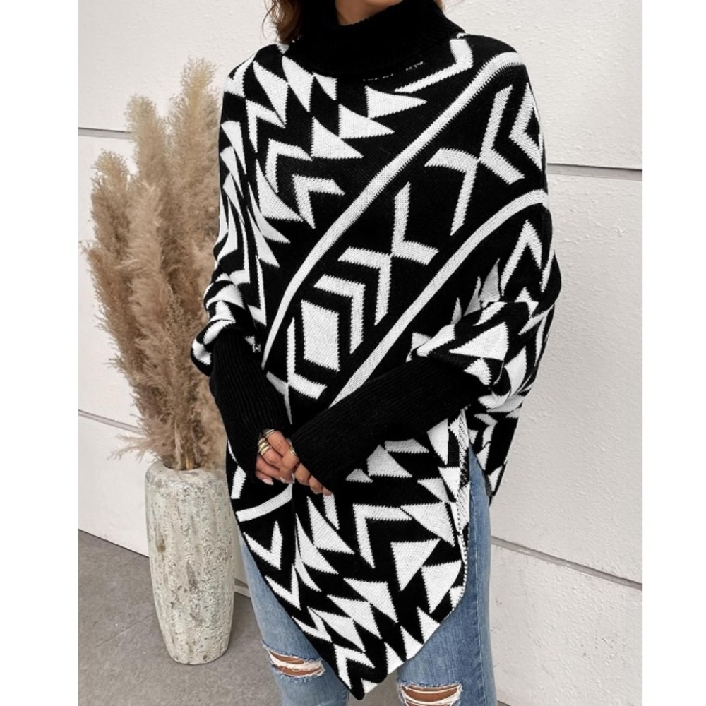 🌹🆕 Turtleneck sweater shawl poncho Black and White Geometric Sweater small - Picture 5 of 7